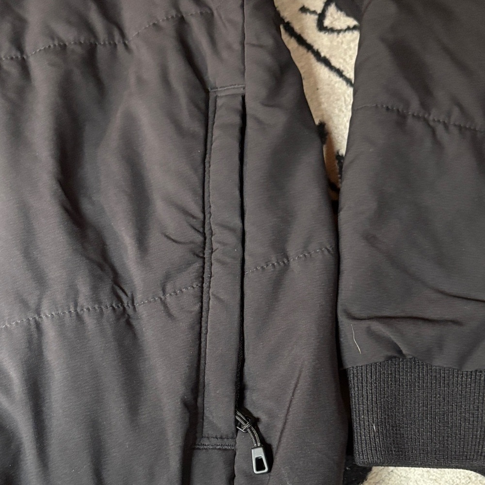 Patagonia Black Bomber Jacket - Picture 5 of 7